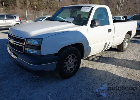 2006 Chevrolet Silverado 1500 Work Truck z USA, uszkodzony, nr VIN 3GCEC14V26G187125